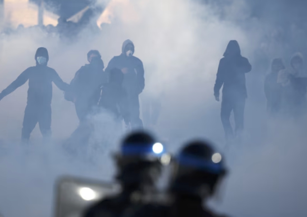 The French Student Movement - Are They who They Say They Are? (+ the Realities of the Third Position in Today's World Discussed)